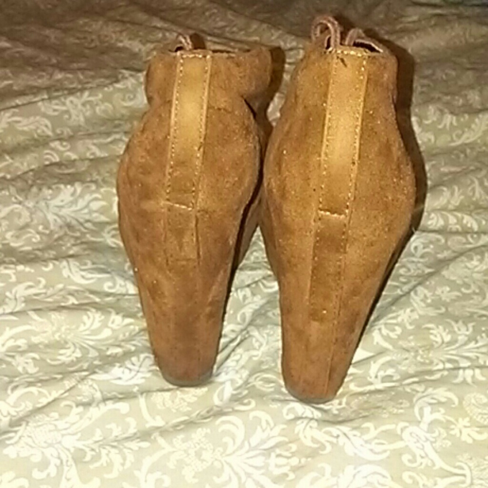 Female booties - Picture 2 of 3